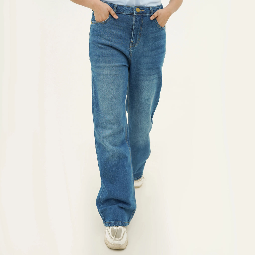 BSG Breezy Blue Flapped Jeans with a relaxed fit and classic five-pocket design