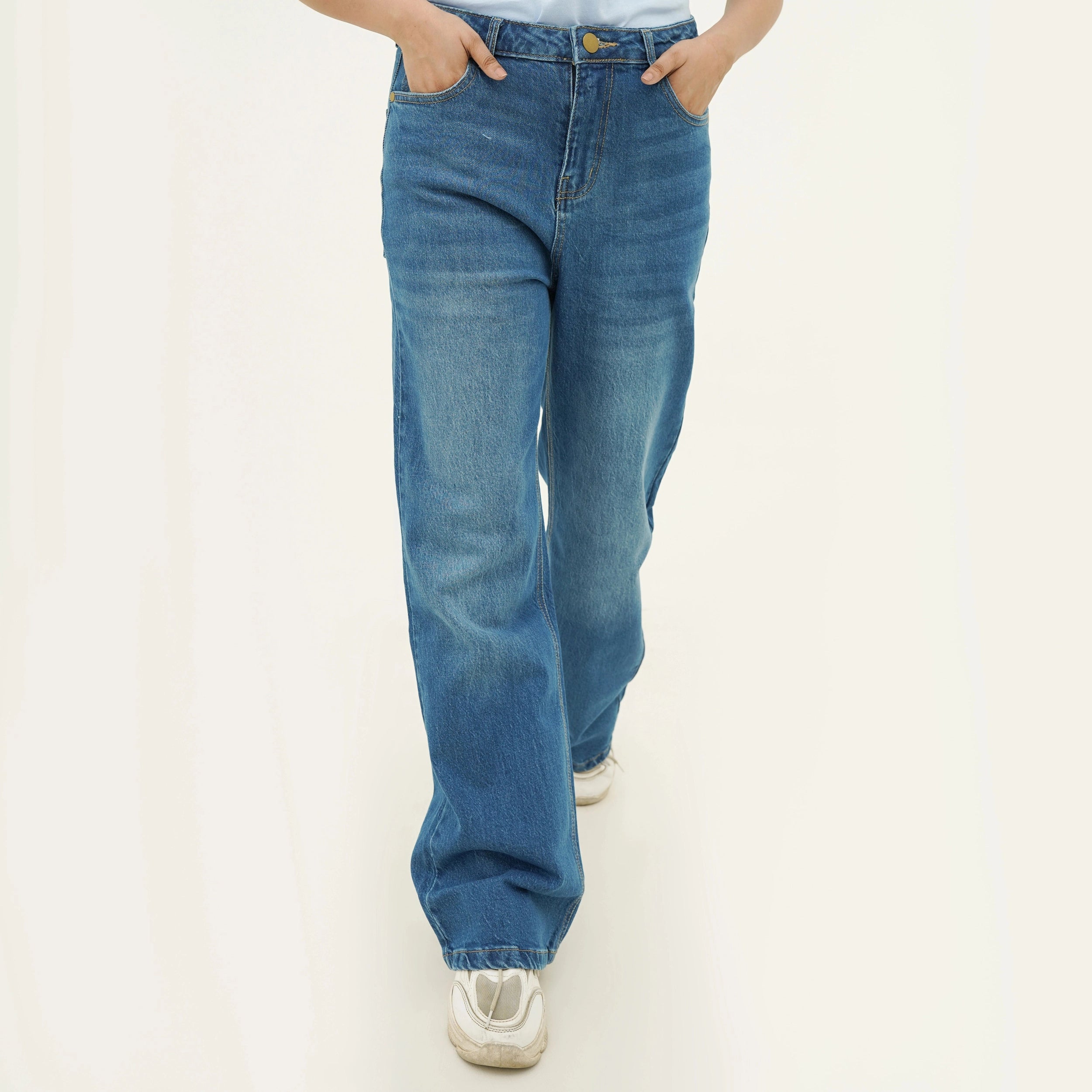 BSG Breezy Blue Flapped Jeans with a relaxed fit and classic five-pocket design