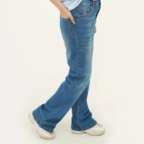 Women's Breezy Blue Flapped Jeans in relaxed fit with a stylish design and pockets