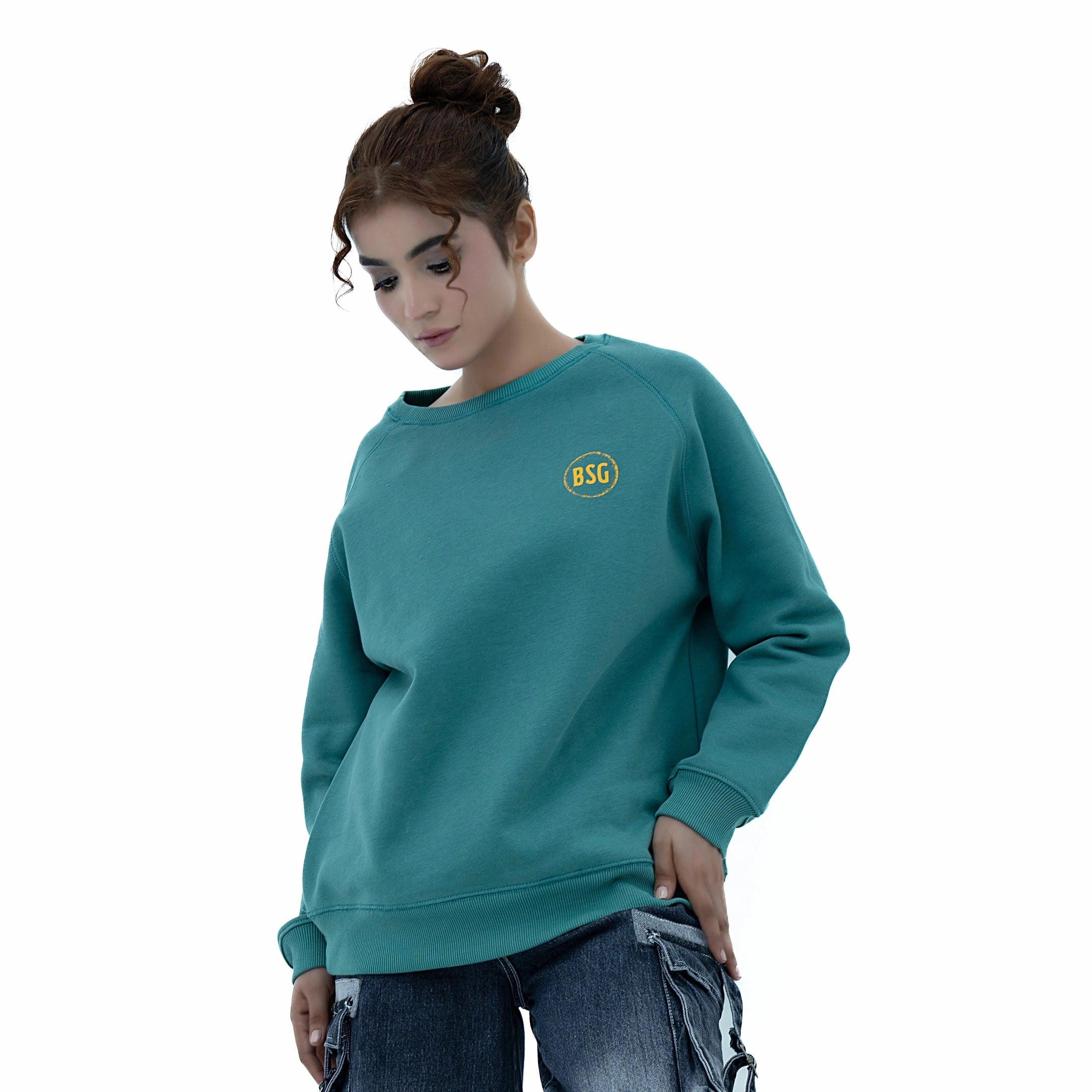 BSG Culture Vibe Green Harmony Sweatshirt for women in a relaxed fit with a stylish design