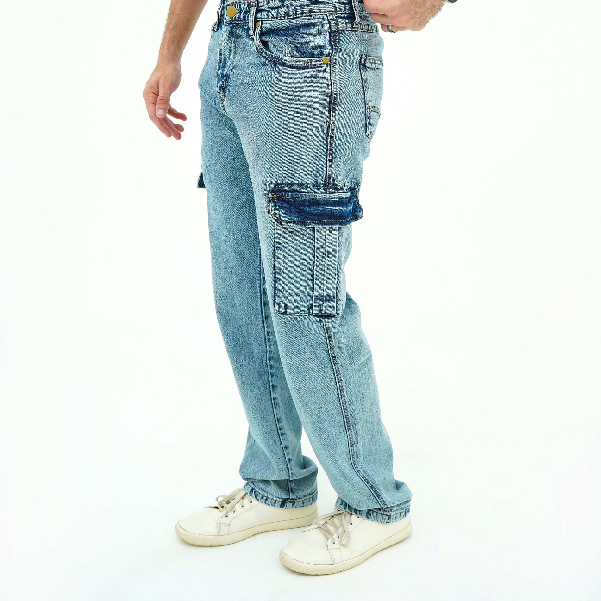 Men's Fresh Vibe Ice Blue Jeans with Cargo Pockets and a Relaxed Fit for Casual Style