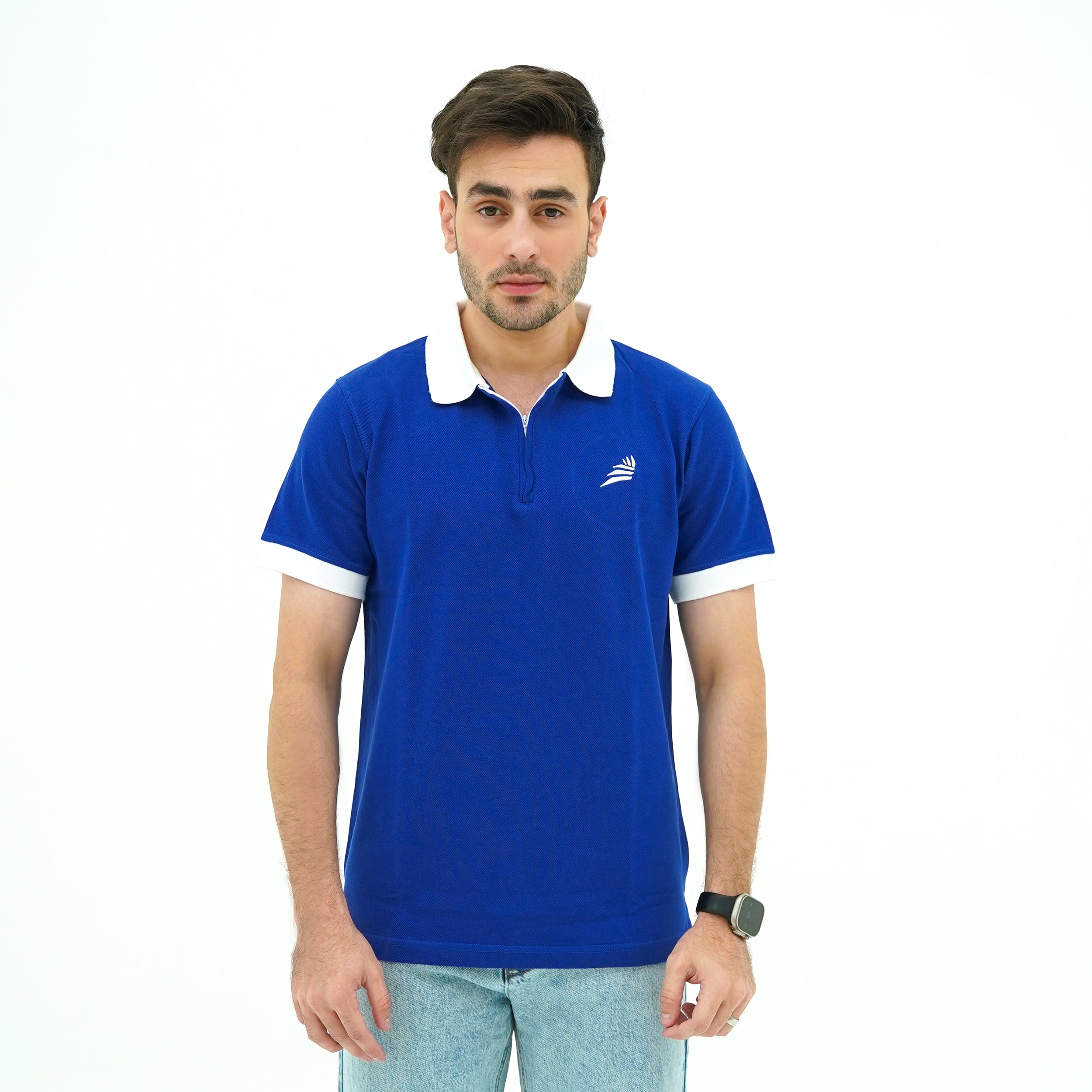 Men's Sapphire Collar Noble Blue Zip Polo Shirt with Contrast White Sleeves for a Stylish Look