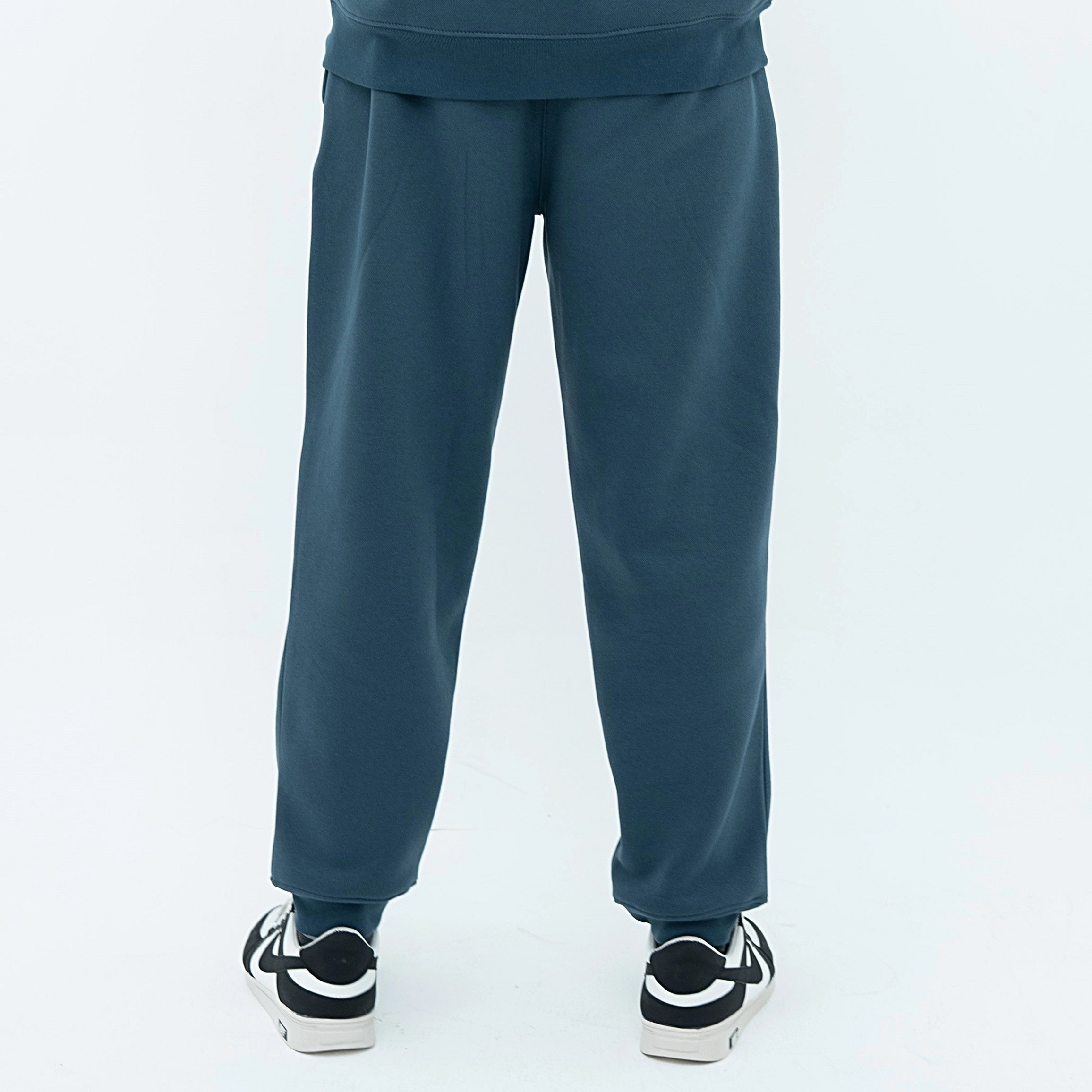 Men's Signature Edition Deep Teal Fleece Sweatpants with a Relaxed Fit and Comfortable Style