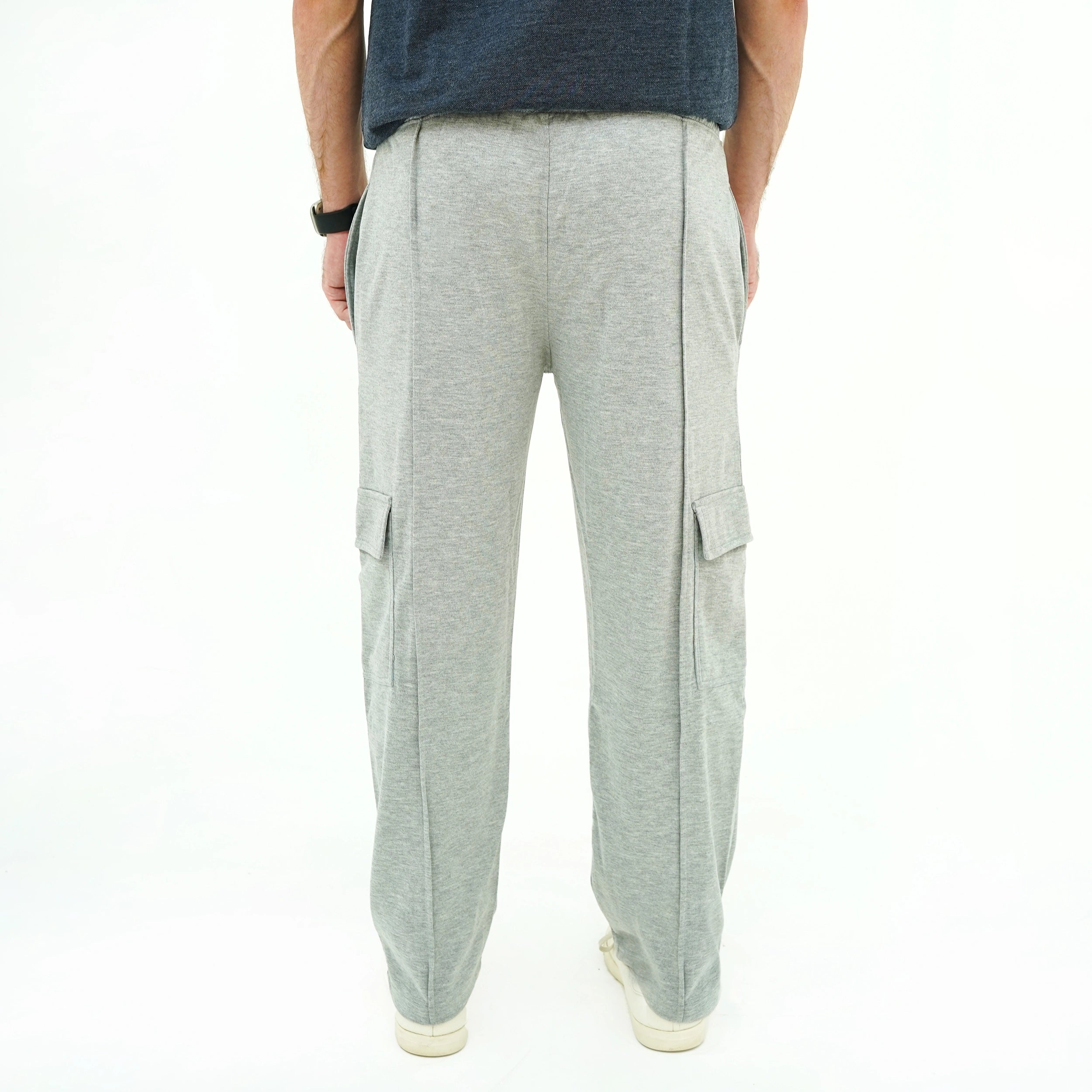 Men's Urban Flex-Fit Side Pocket Trouser in gray with comfortable fit and side pockets
