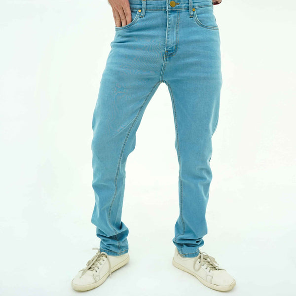 Men's BSG Urban Sky Stretchy Slims light blue denim jeans with slim fit design